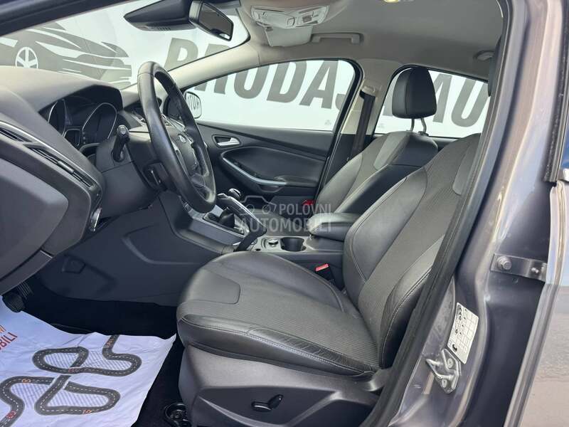 Ford Focus TITANIUM