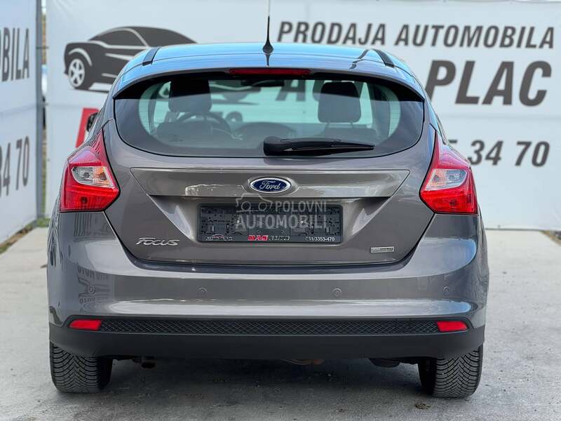 Ford Focus TITANIUM