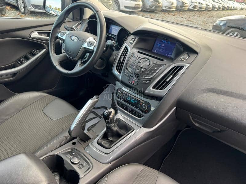 Ford Focus TITANIUM
