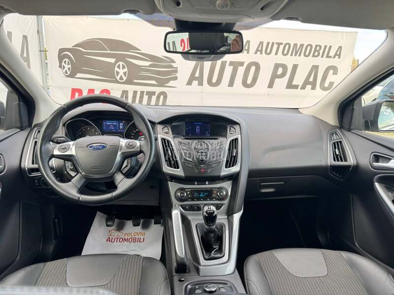 Ford Focus TITANIUM