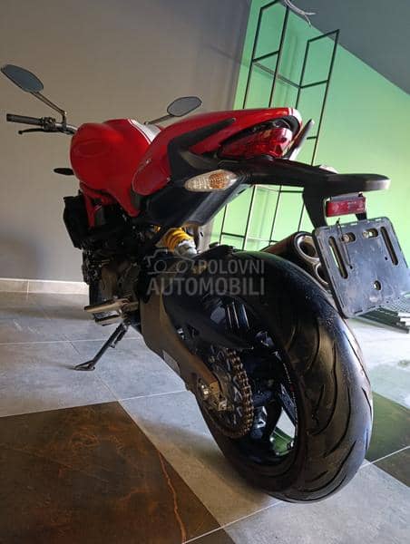Ducati Monster 821