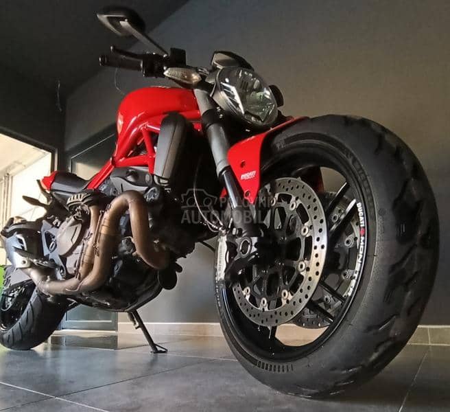Ducati Monster 821