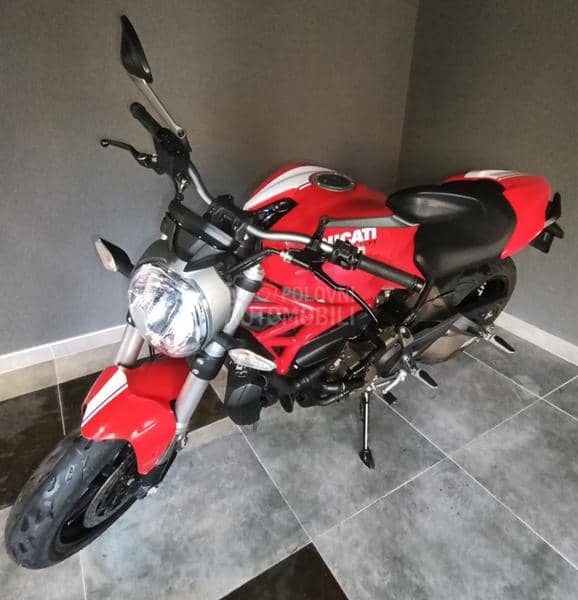 Ducati Monster 821