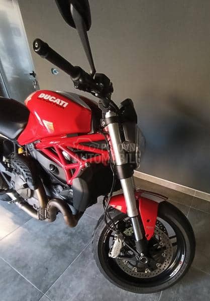Ducati Monster 821