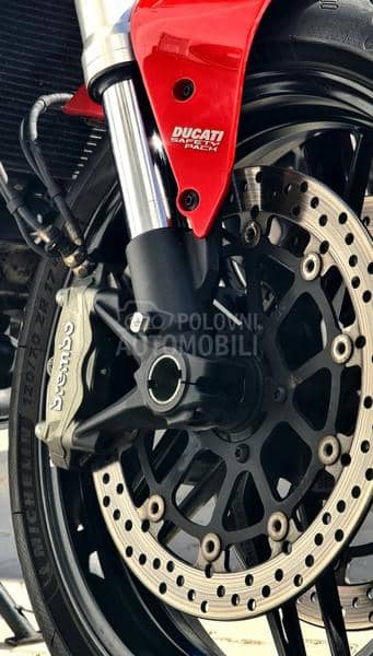 Ducati Monster 821
