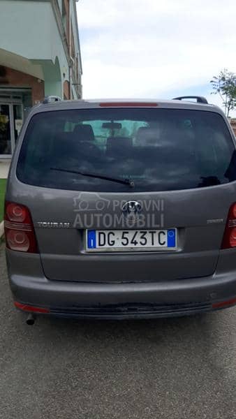 Volkswagen Touran 