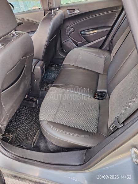 Opel Astra J cosmo, TNG