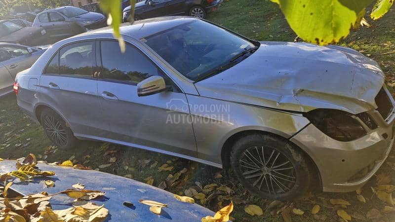 Mercedes Benz E 220 
