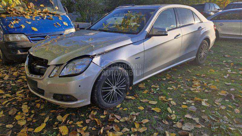 Mercedes Benz E 220 