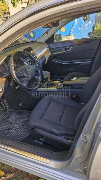 Mercedes Benz E 220 