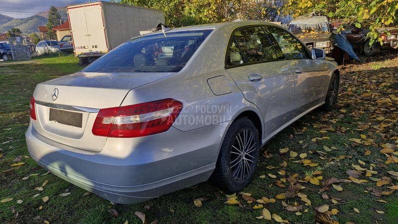 Mercedes Benz E 220 