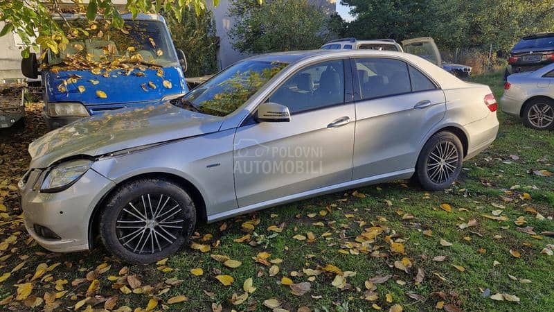 Mercedes Benz E 220 