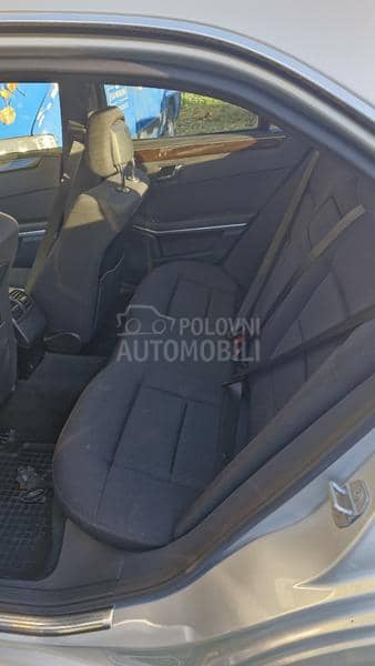 Mercedes Benz E 220 