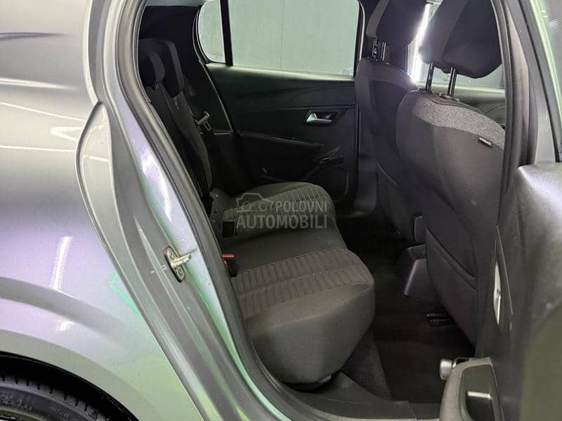 Peugeot 208 1.2B/fabričko stanje