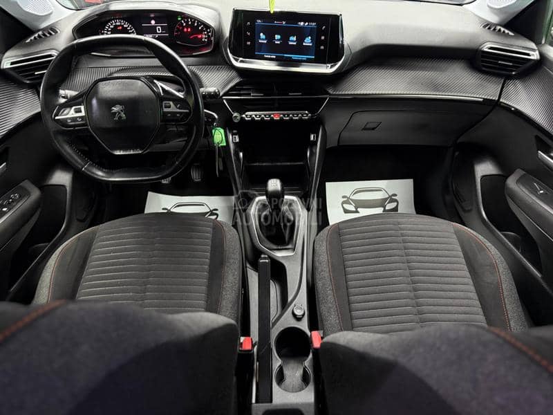 Peugeot 208 1.2B/fabričko stanje