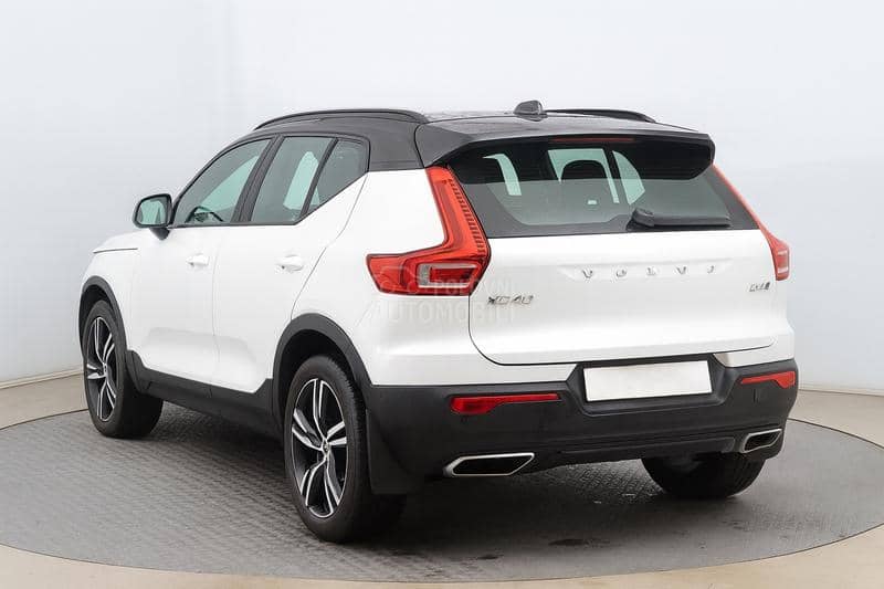 Volvo XC40 D4 AWD R Line