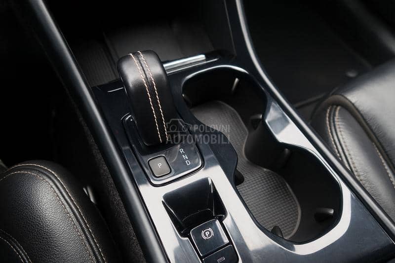 Volvo XC40 D4 AWD R Line