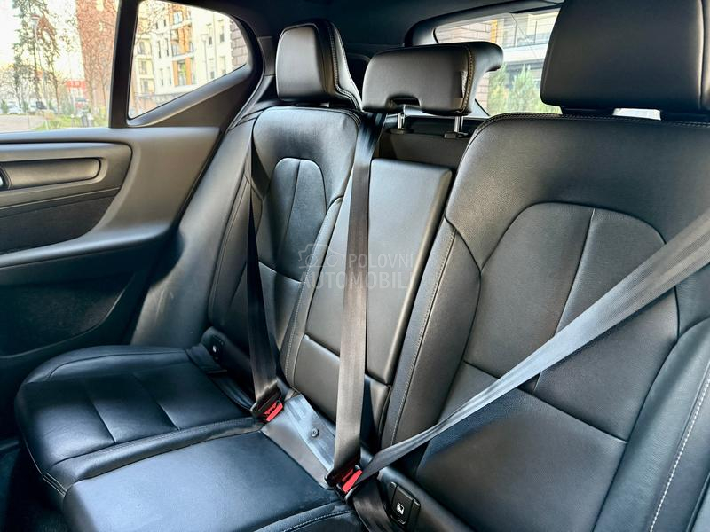 Volvo XC40 D4 AWD R Line