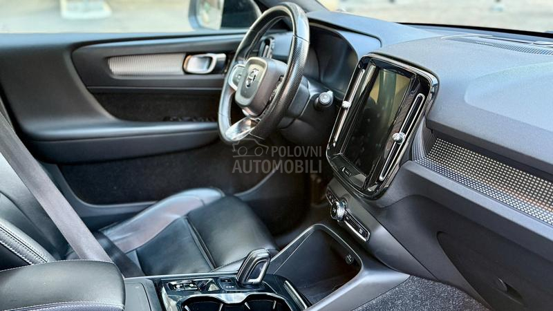 Volvo XC40 D4 AWD R Line