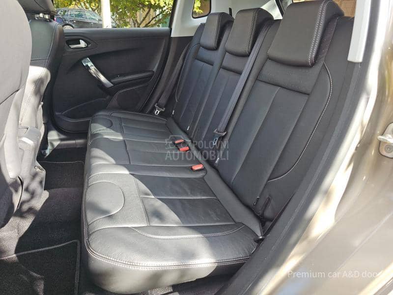 Peugeot 2008 1.6HDI PLATINIUM