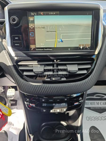 Peugeot 2008 1.6HDI PLATINIUM