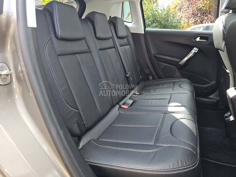 Peugeot 2008 1.6HDI PLATINIUM