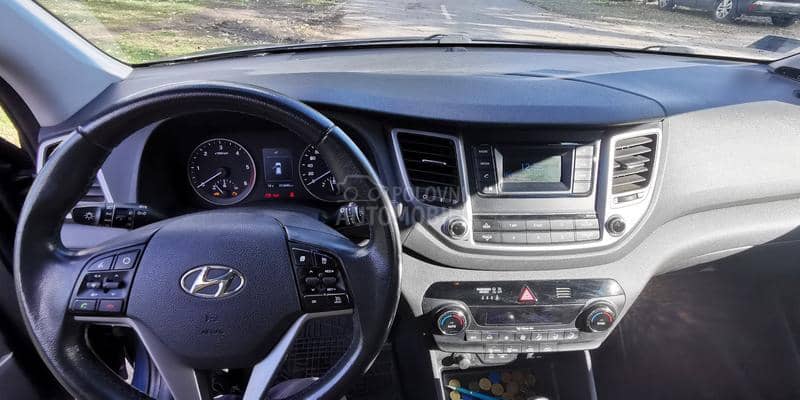 Hyundai Tucson 1.7 prvi vlasnk, nov