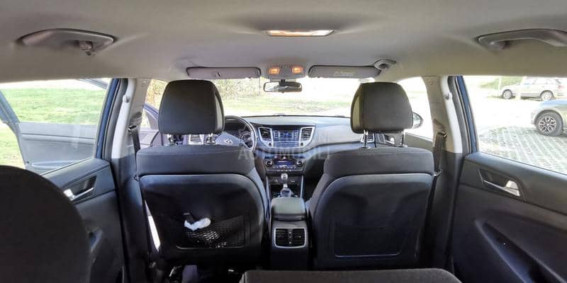 Hyundai Tucson 1.7 prvi vlasnk, nov