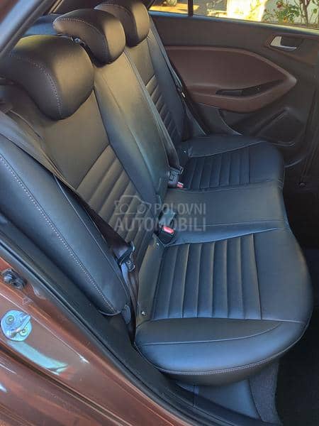 Hyundai i20 Premium plus CH