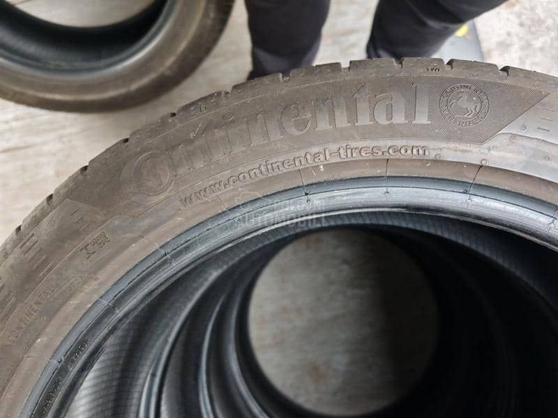 Continental 215/45 R17 Letnja