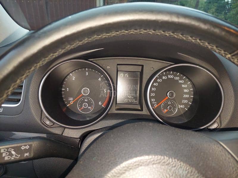 Volkswagen Golf 6 1.6tdi
