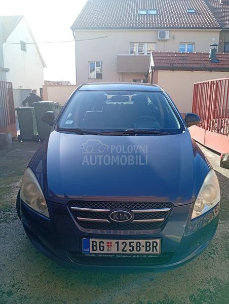 Kia cee`d 1.6 crdi