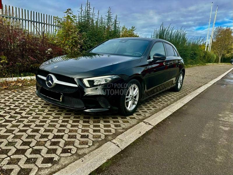 Mercedes Benz A 180 BUSINES