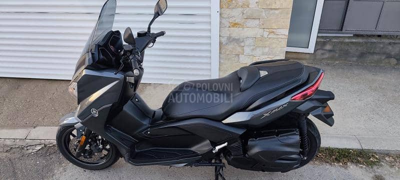 Yamaha x max