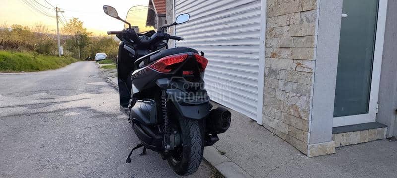 Yamaha x max