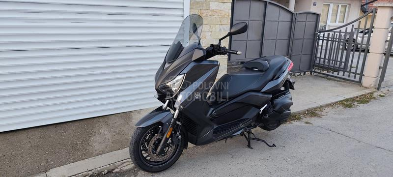 Yamaha x max