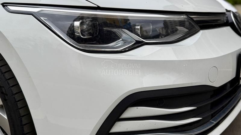 Volkswagen Golf 8 1.5 TSI