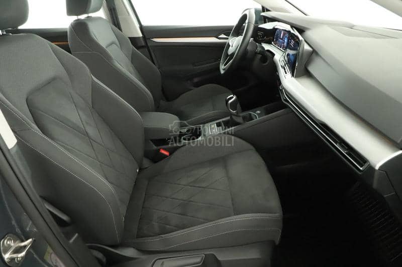 Volkswagen Golf 8 1.5 TSI