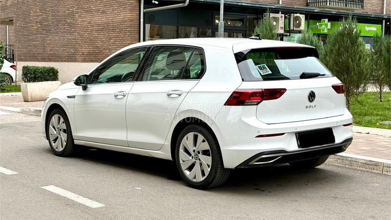 Volkswagen Golf 8 1.5 TSI