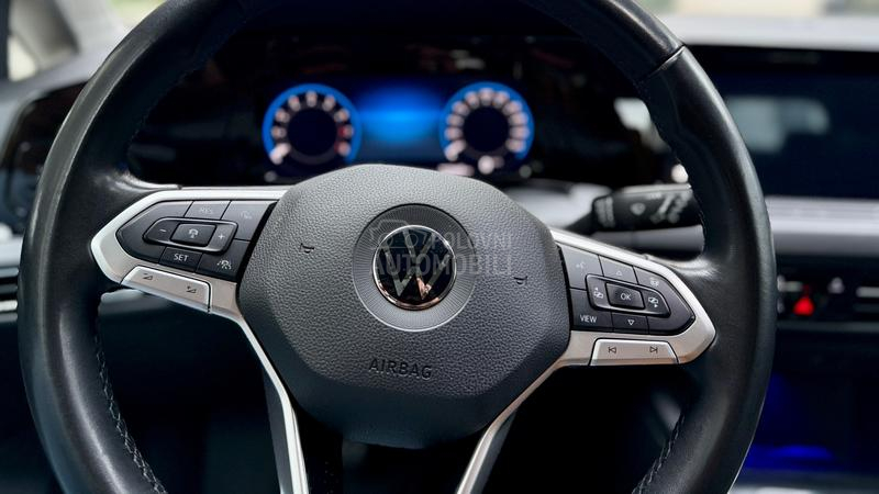 Volkswagen Golf 8 1.5 TSI