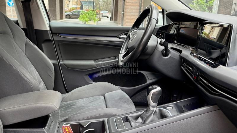 Volkswagen Golf 8 1.5 TSI