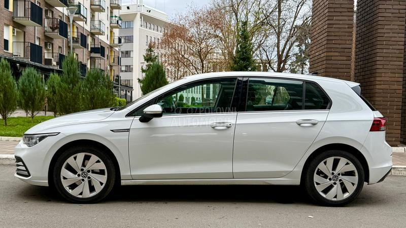 Volkswagen Golf 8 1.5 TSI
