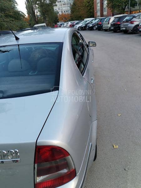 Škoda Superb 2,5tdi