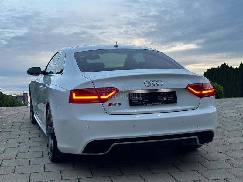 Audi RS5 