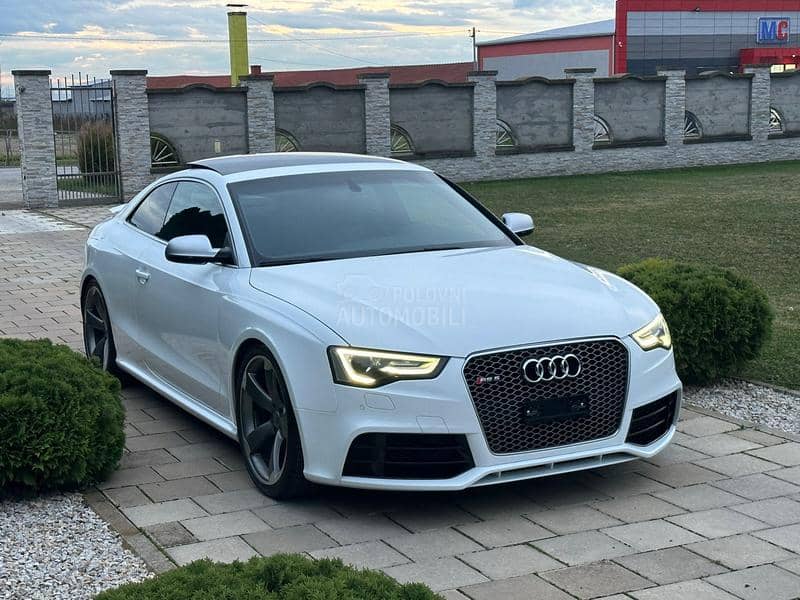Audi RS5 