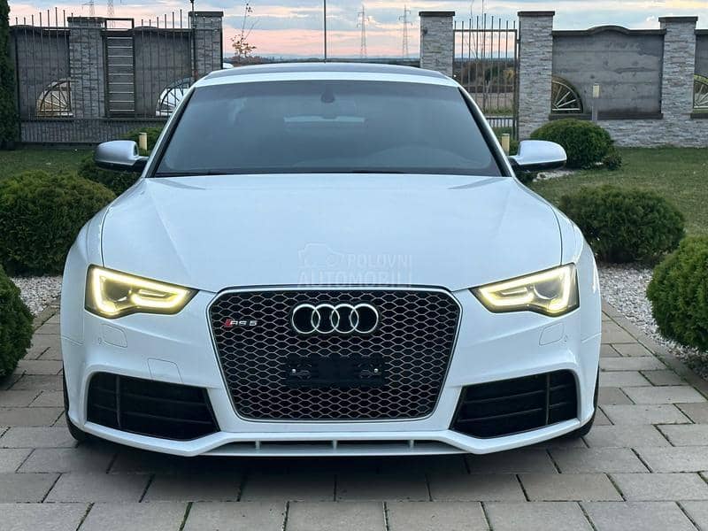 Audi RS5 