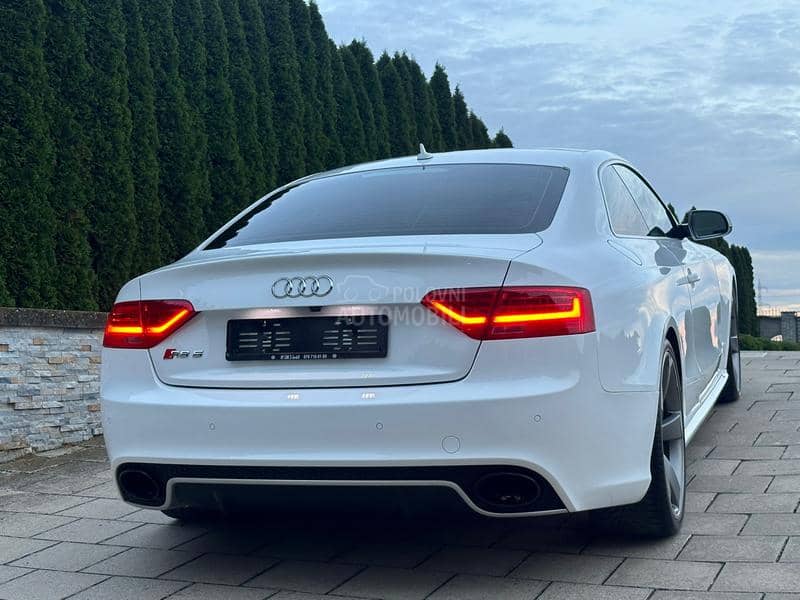 Audi RS5 
