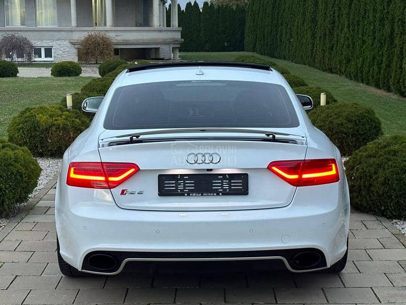 Audi RS5 