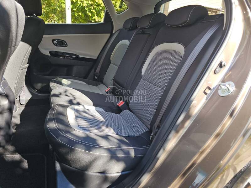 Kia cee`d 1.0 CHAMPION