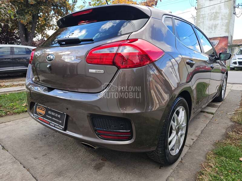 Kia cee`d 1.0 CHAMPION